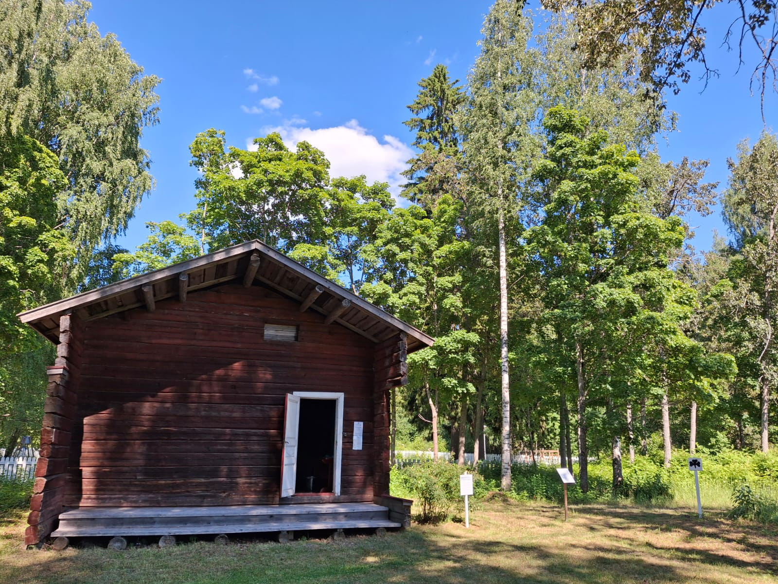 Juvan suurin teemaviikko järjestetään 1.-7.7.2024. Luvassa on monenlaista ohjelmaa sekä mahdollisuus käydä tutustumassa Gottlundin museoituun tupaan.